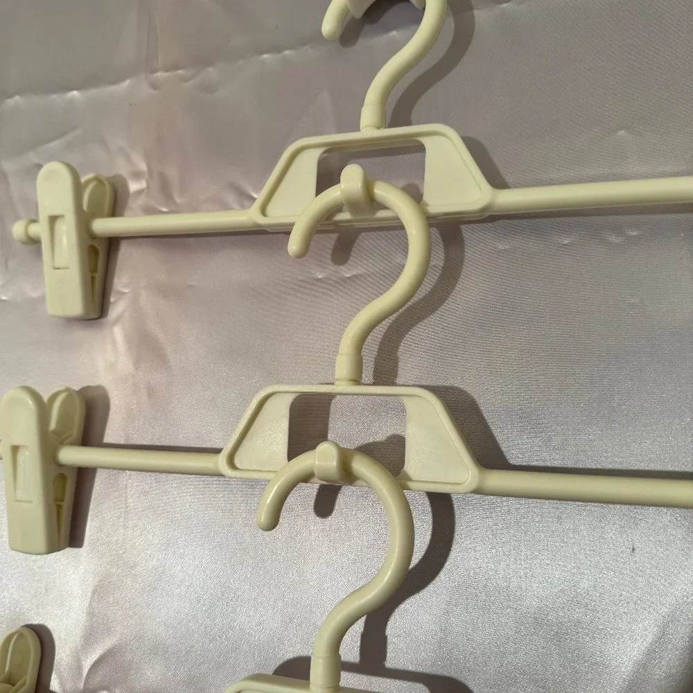 Homemax Plastic Stackable Hangers